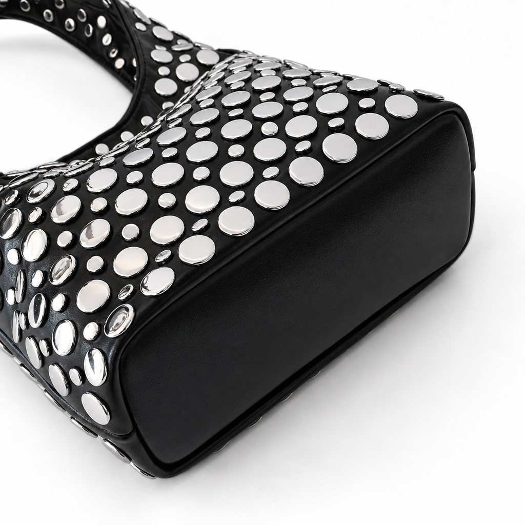 Nova Stud - Black