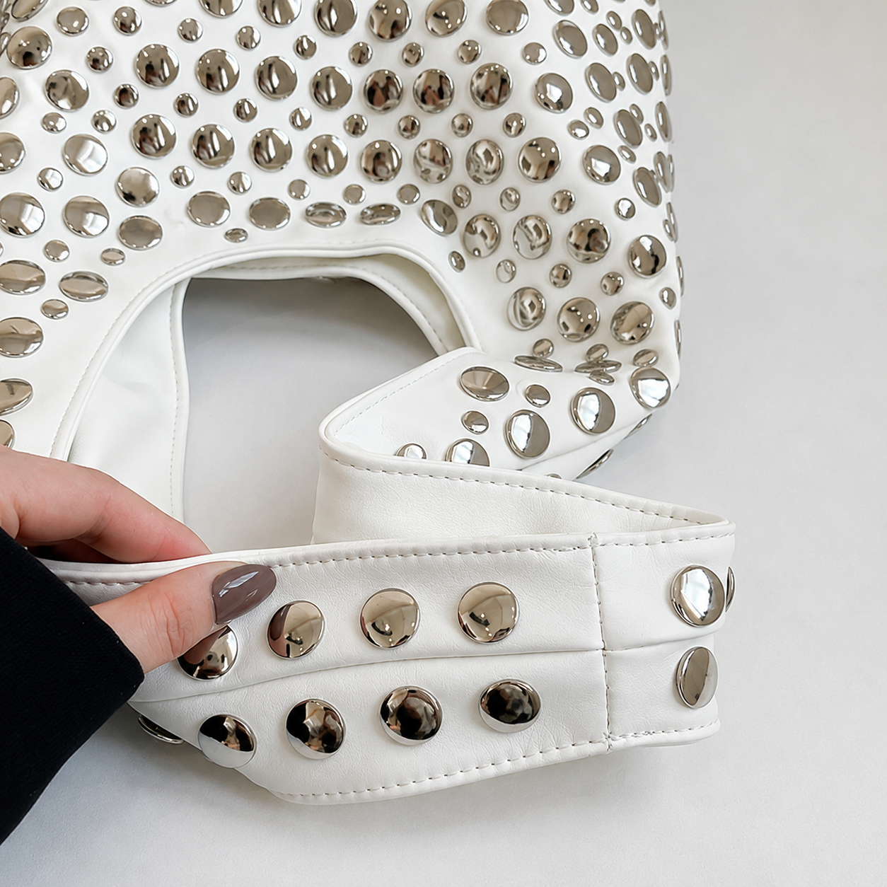Nova Stud - Ivory White