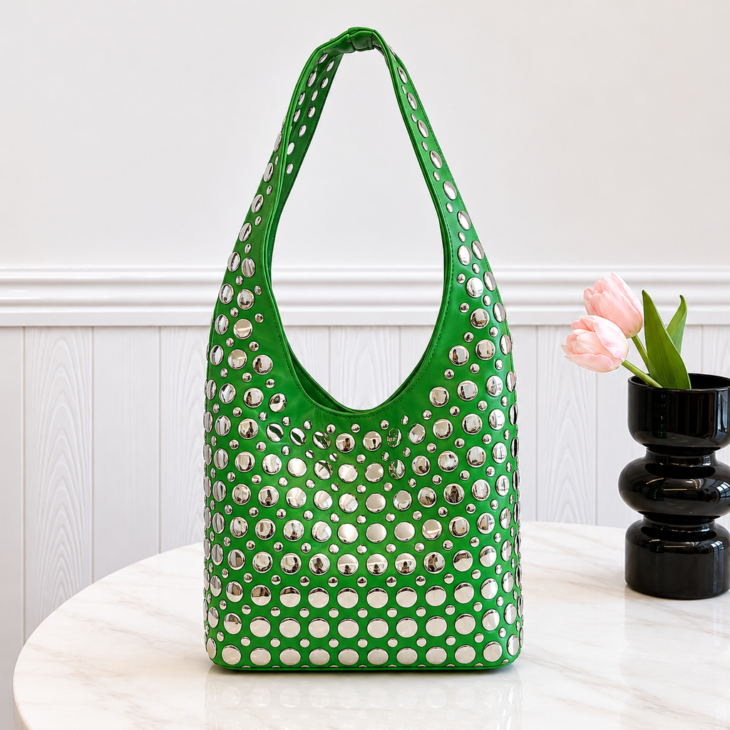 Nova Stud -  Green
